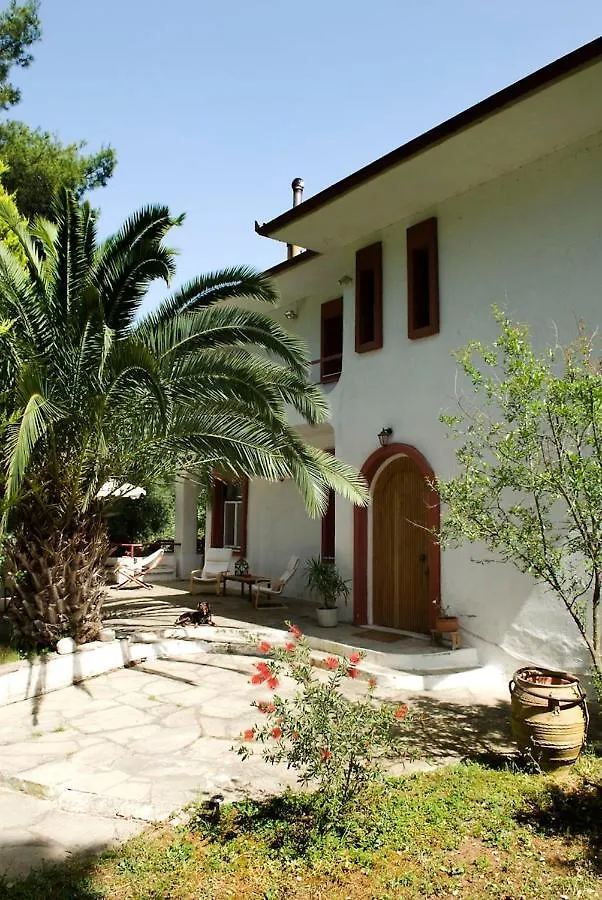 Spacious Villa Close To An Amazing Sithonia Beach Vourvourou